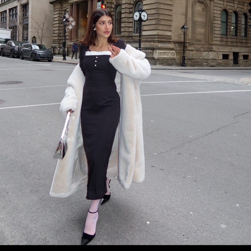 LICHI CONTRAST MIDI DRESS